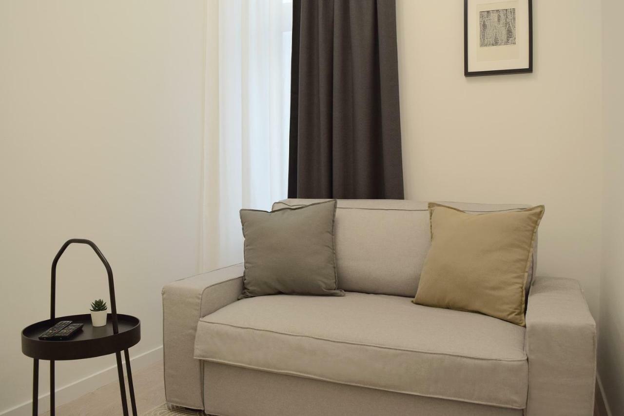 Anastasia Suites Downtown Загреб Екстериор снимка