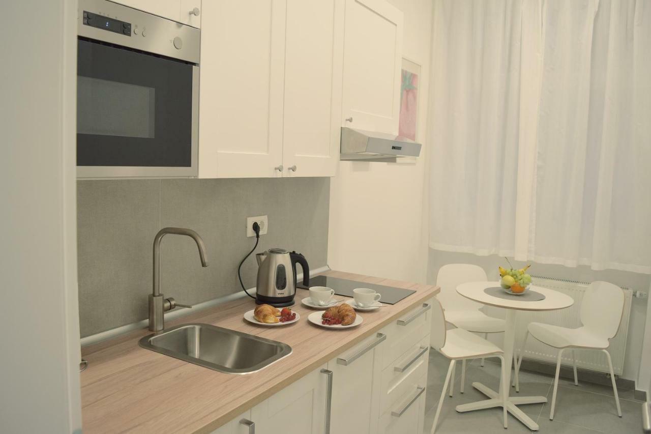 Anastasia Suites Downtown Загреб Екстериор снимка